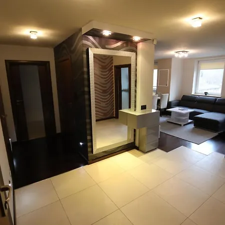 Apartament Airshow Apartman *